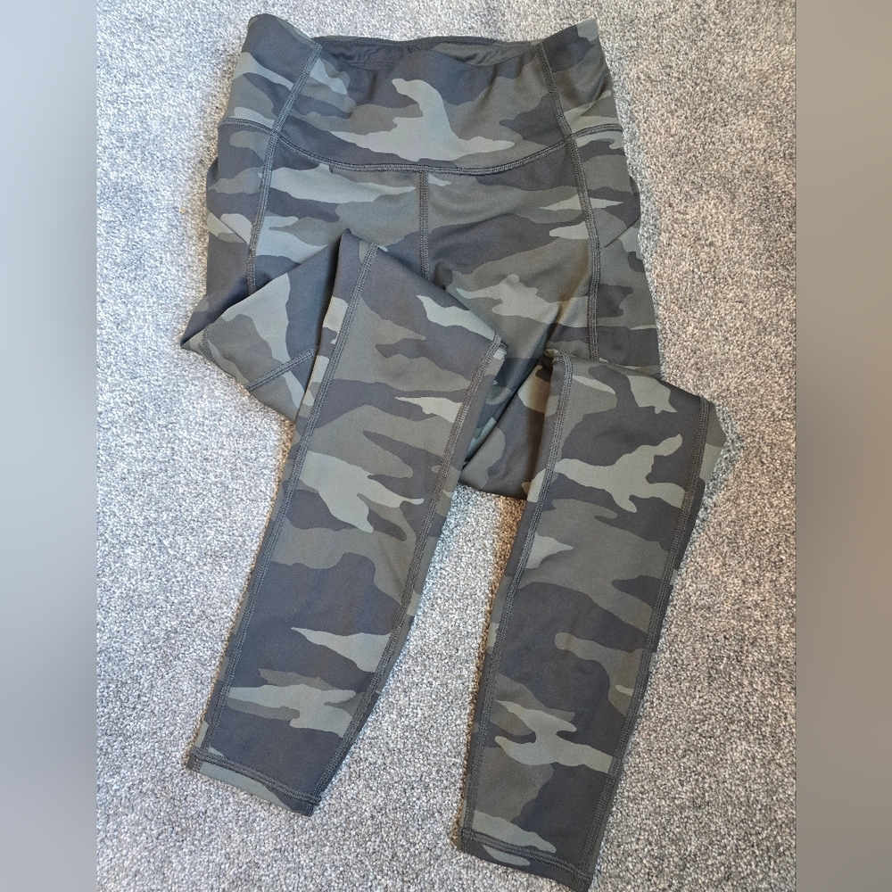 Athleta 7/8 Leggings XXS